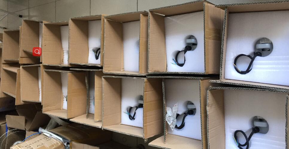 150w led high bay packing.jpg
